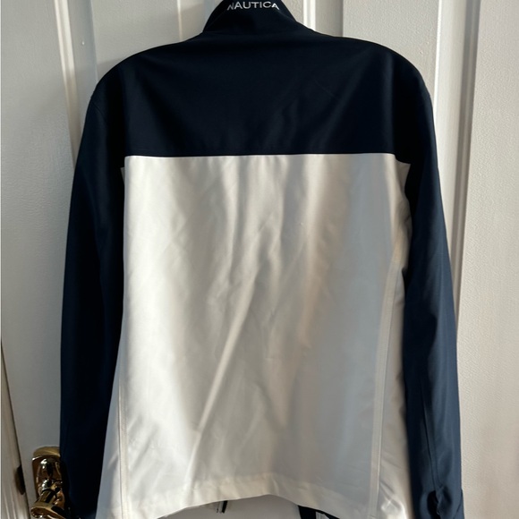 Women’s light jacket - Picture 2 of 4